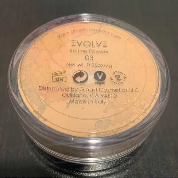 GLOGIRLCOSMETICS: EVOLVE - 03 Tan Dark Setting Powder - Picture 6 of 11